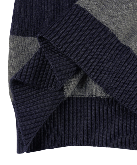 Contrast striped V-neck long-sleeved sweater
