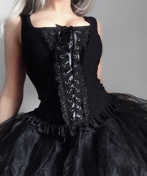 Halloween lace-trimmed tank top