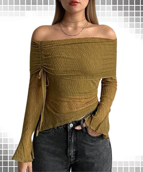 Off-the-shoulder long-sleeved knitted top