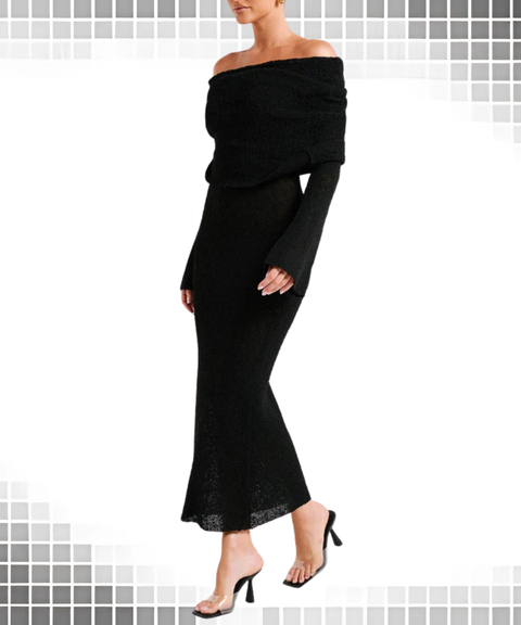 Long-sleeved knitted one-shoulder dress