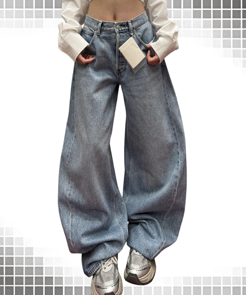 Letter Embossed Vintage Wasteland Style Loose-Fit Floor-Length Curved Blade Jeans
