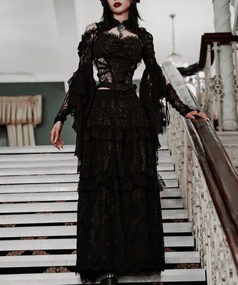 Dark Slim-Fit Sleeveless Princess Sleeve Lace Top