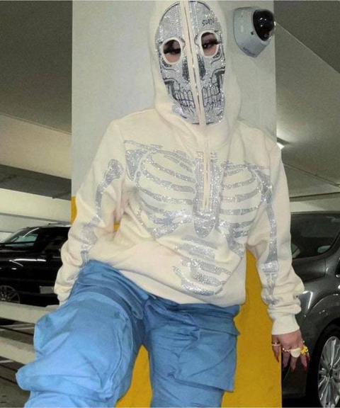 Street Style Skull Pattern Rhinestone Zipper Hooded Sweatshirt Jacket