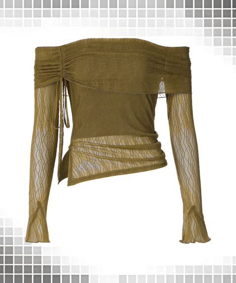 Off-the-shoulder long-sleeved knitted top