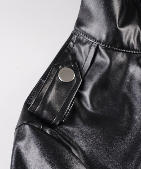 Slim-fit long-sleeved leather jacket