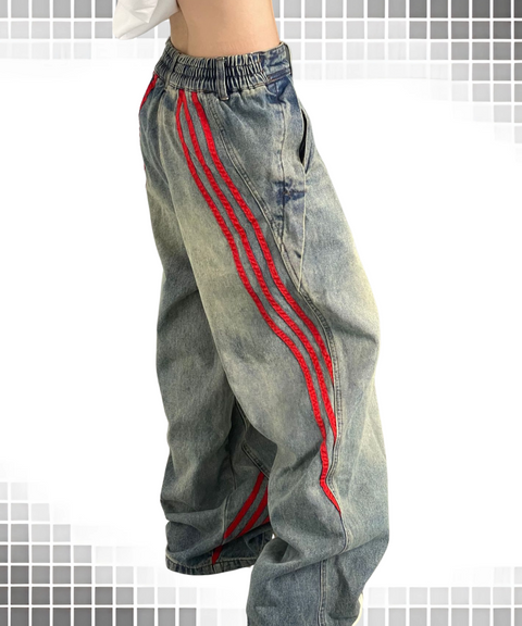 Loose fit scimitar striped washed jeans