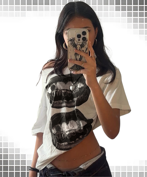 Lip print large neckline short sleeve top