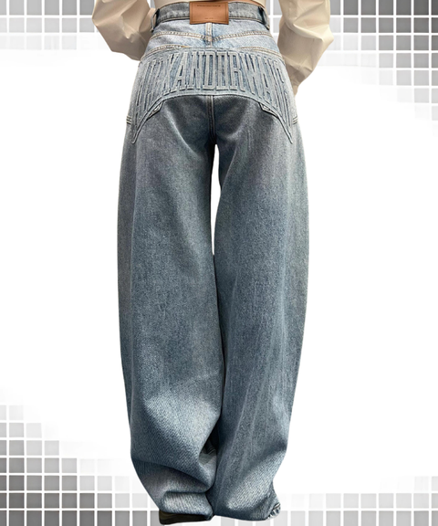 Letter Embossed Vintage Wasteland Style Loose-Fit Floor-Length Curved Blade Jeans