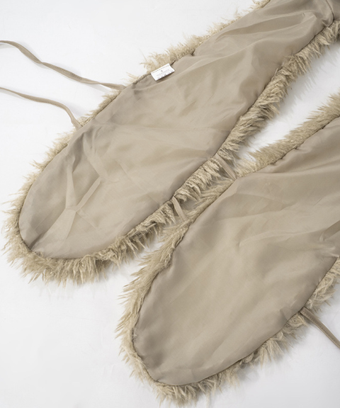 Sexy backless halter neck top and vest with fur collar