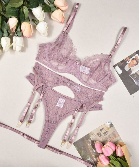 Women's Sexy Clothing,Bra with See-through Lace and Pearl Decoration 4-Piece Lingerie Set, Nightout OOTD