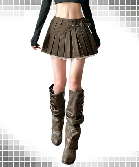 Metal Buckle Pleated Mini Skirt